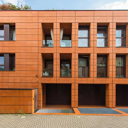 Melloni House